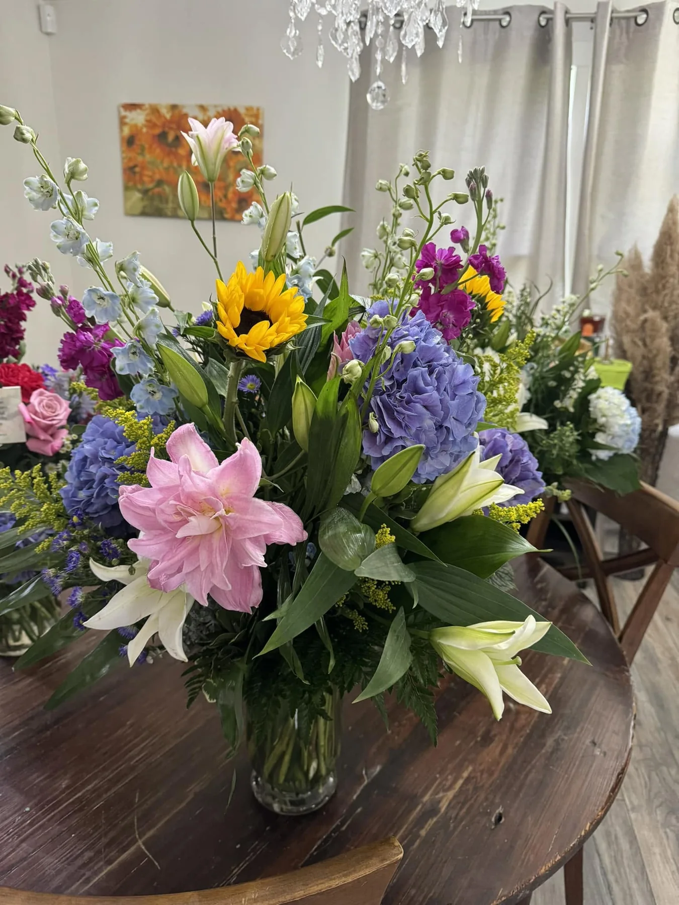 Bright floral arrangement by Fleur-de-Farber Florist